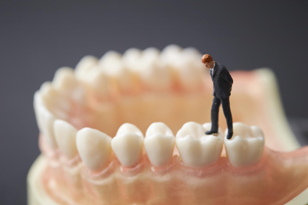 どうして歯の神経を抜くの？その必要性と治療の実体について