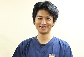 つちや歯科医院 歯科医師